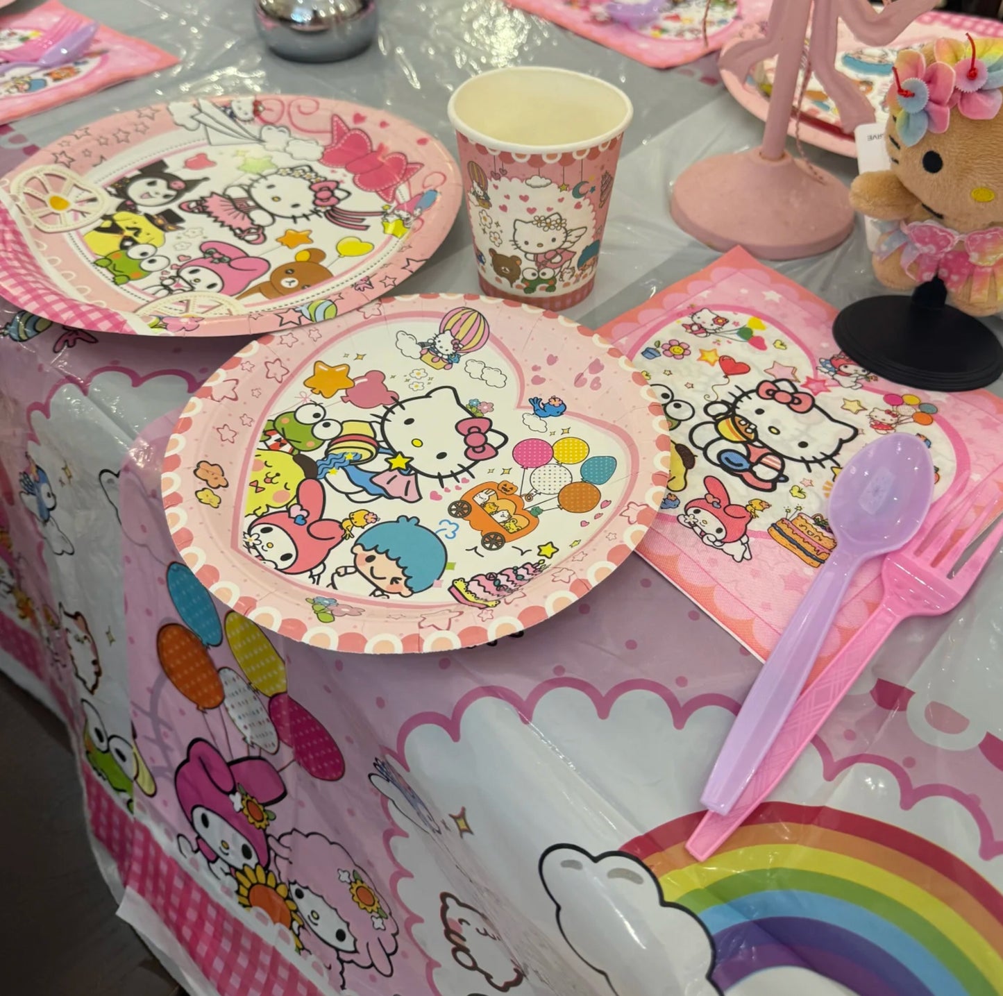 10pcs Sanrio Dessert Table Hello Kitty Party Plates Paper Cup Kuromi Cinnamoroll Party disposable plate