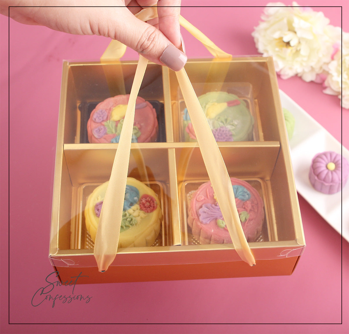 125g /150g gift box mooncake box red gold festive shimmer 4 cavity packaging box