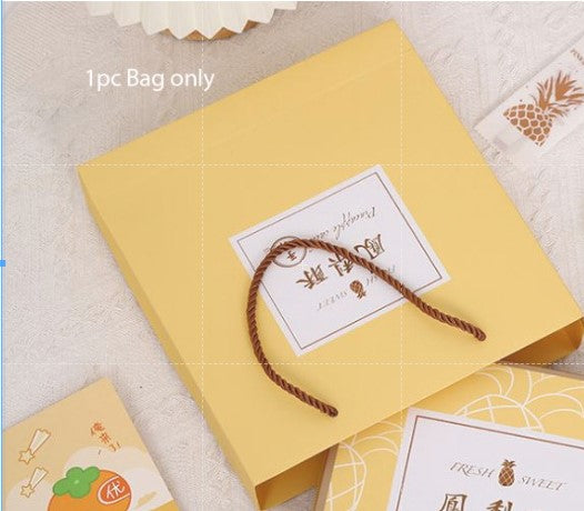 CNY box/wrappers Pineapple tart gift box 黄梨饼礼盒 chinese new year goodies box