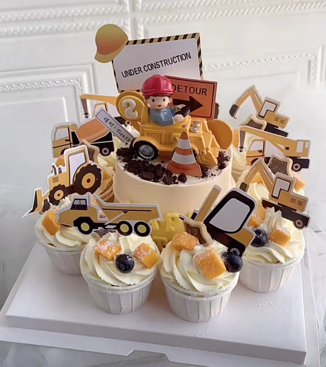 🔥Bulldozer excavator crane cake toppers toy figurine transport model car birthday topper
