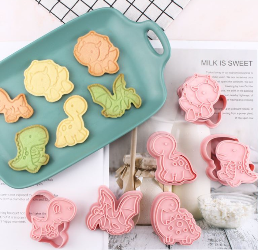4pcs Dinosaur cookie cutter T-rex plunger cutter