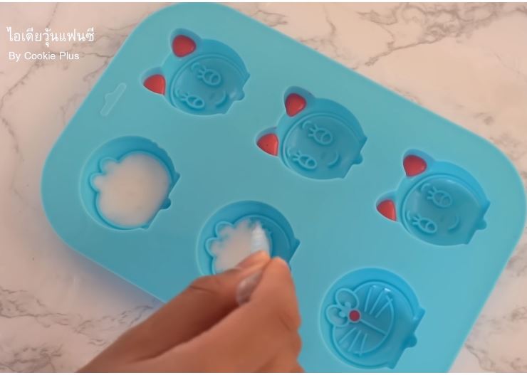 Doraemon jelly mould chocolate silicone mold 16 cavity small doraemon
