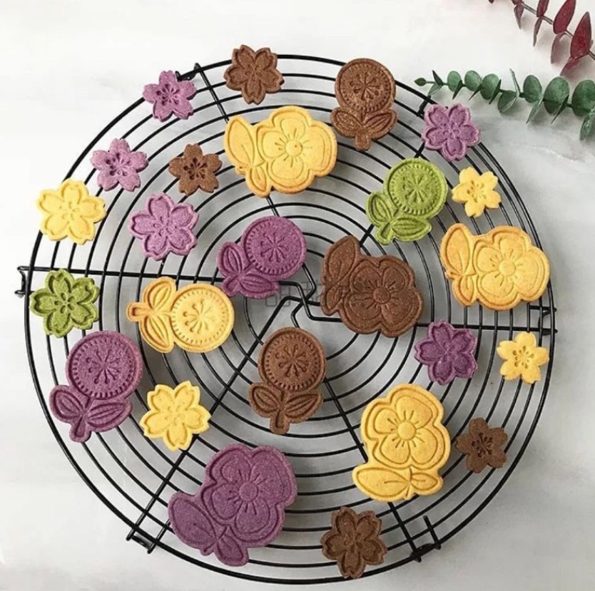 Flower & blooms cookie cutter floral biscuit mould