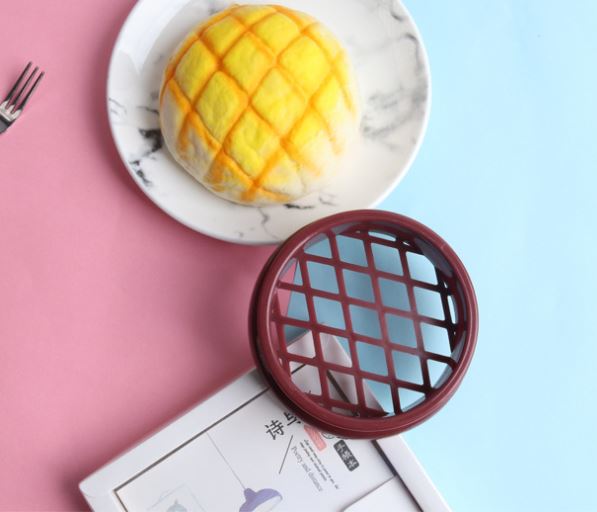 Polo bun lattice maker cutter criss cross embosser quilt impression