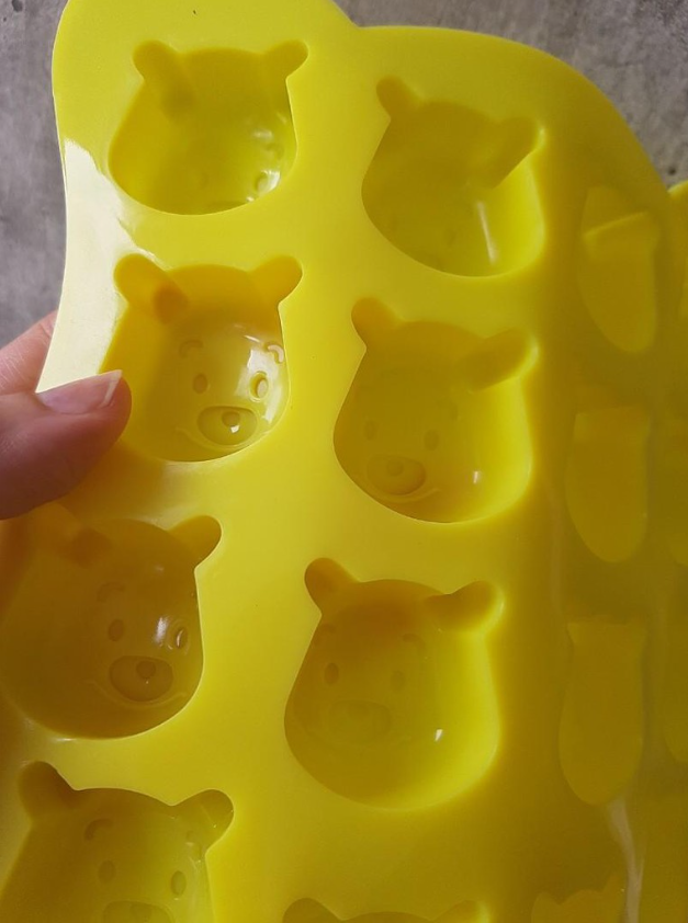 Winnie the pooh bear jelly mould chocolate mold for cake decorating