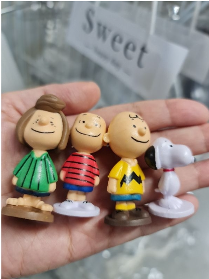 11pcs Snoopy figurines Charlie Brown cake topper toy for cake decoration