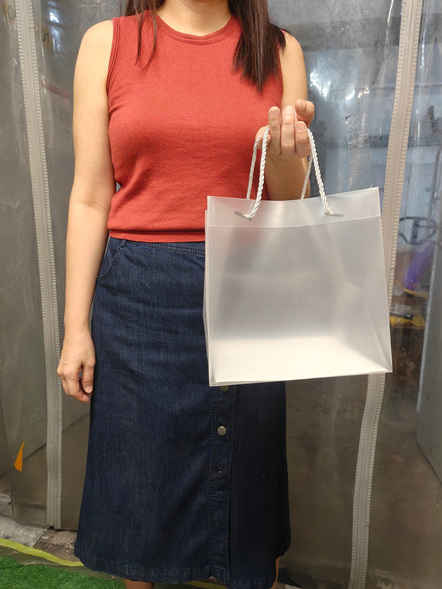 Square paper bag Cake box carrier bag transparent plastic bag gift bag large bottom carrying bag