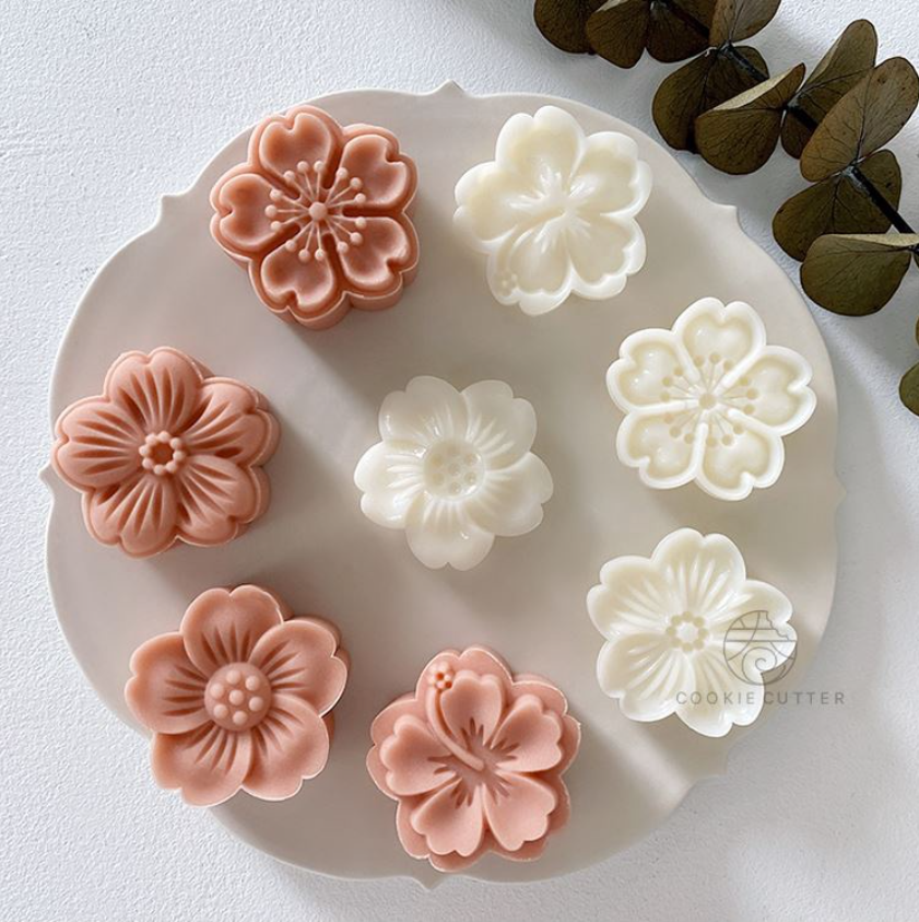 🇸🇬 Rose 50g floral 63g mooncake mould sakura lotus lily mooncake plunger presser mold 中秋月饼模