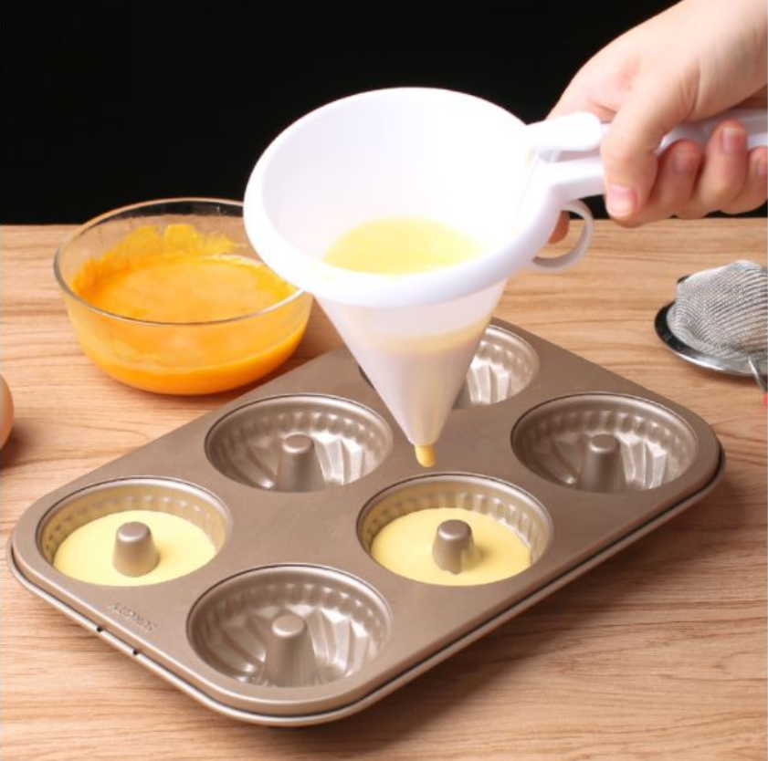 Batter dispenser food funnel cake baking proportioning tool mousse dispensing