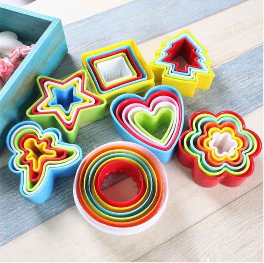 🇸🇬 gingerbread boy cutter christmas tree Round cookie cutter square heart star floral cutters set tart base xmas tree