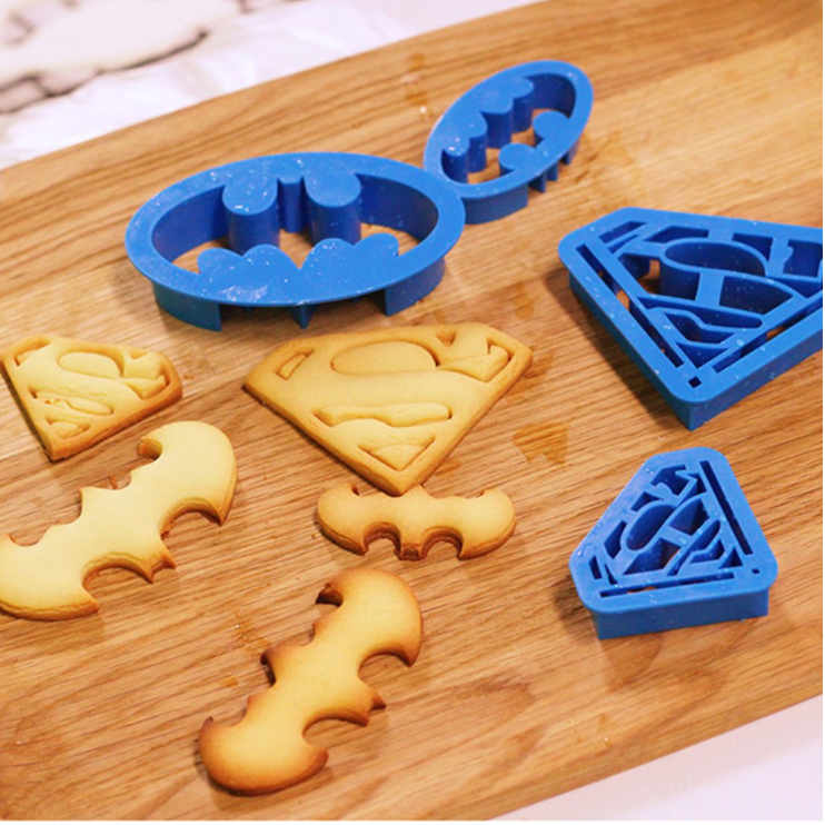 Batman & superman cookie press fondant cutter super hero set of mould