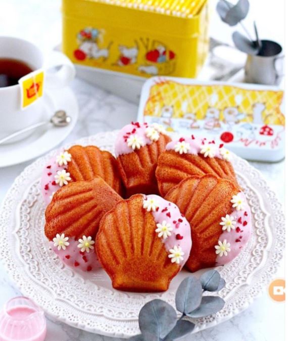 Daisy sunflower fondant plunger cutter maker mold mould set of 4