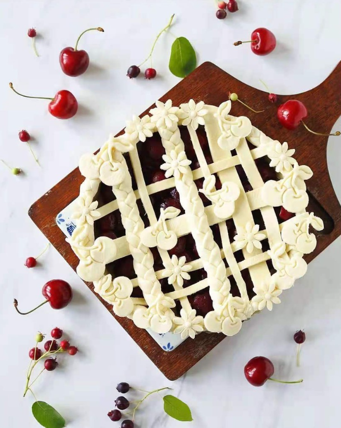 Flaky pie 4pc leaf cutter cherry cutter veining fondant cookie cutter gumpaste plunger cutters in a set