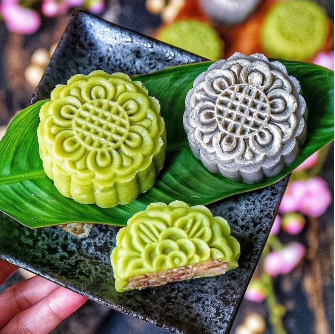 Large floral mooncake 100g press mould with 4 interchangeable designs