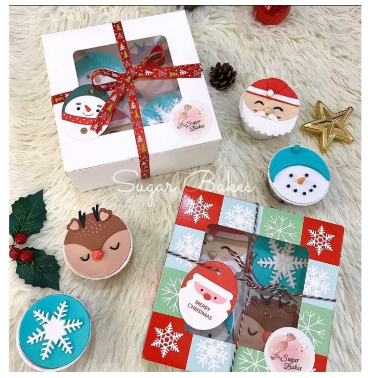 Christmas Cookie Boxes Doughnut Gift Boxes Bakery Box With Clear Window,Green And Red Holiday Designs With Xmas Ribbons For Gift - 15