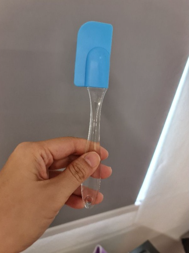 Flexible small spatula creaming scraper smoother mixing tool