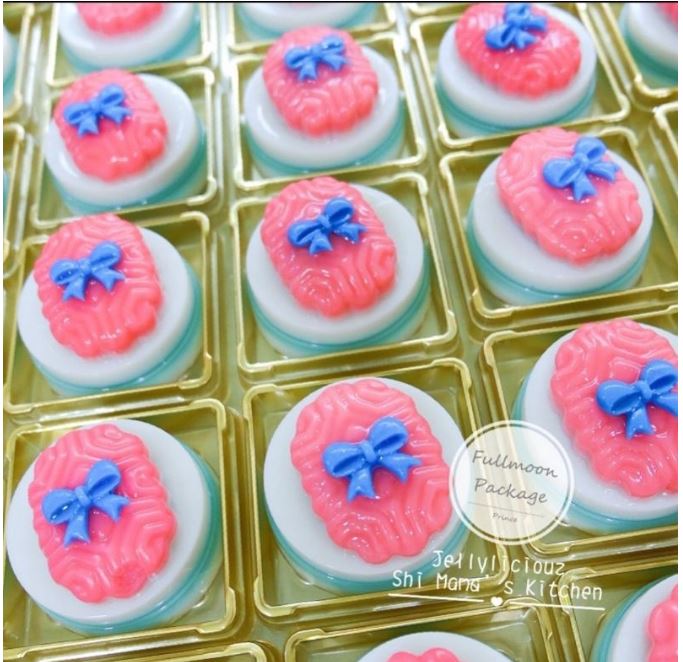 Tiny Ribbon bow silicone mould for cake decorating fondant silicon mold